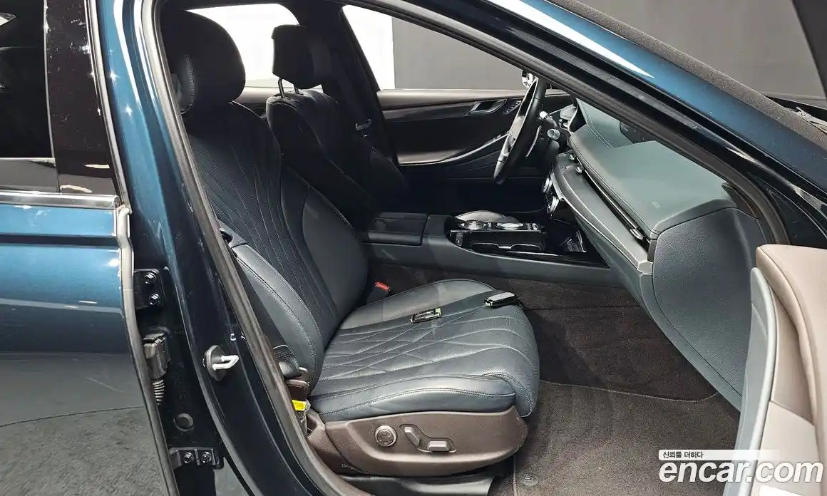 Genesis G80 2021 2.5 Автомат в Москве № 58902, фото 13