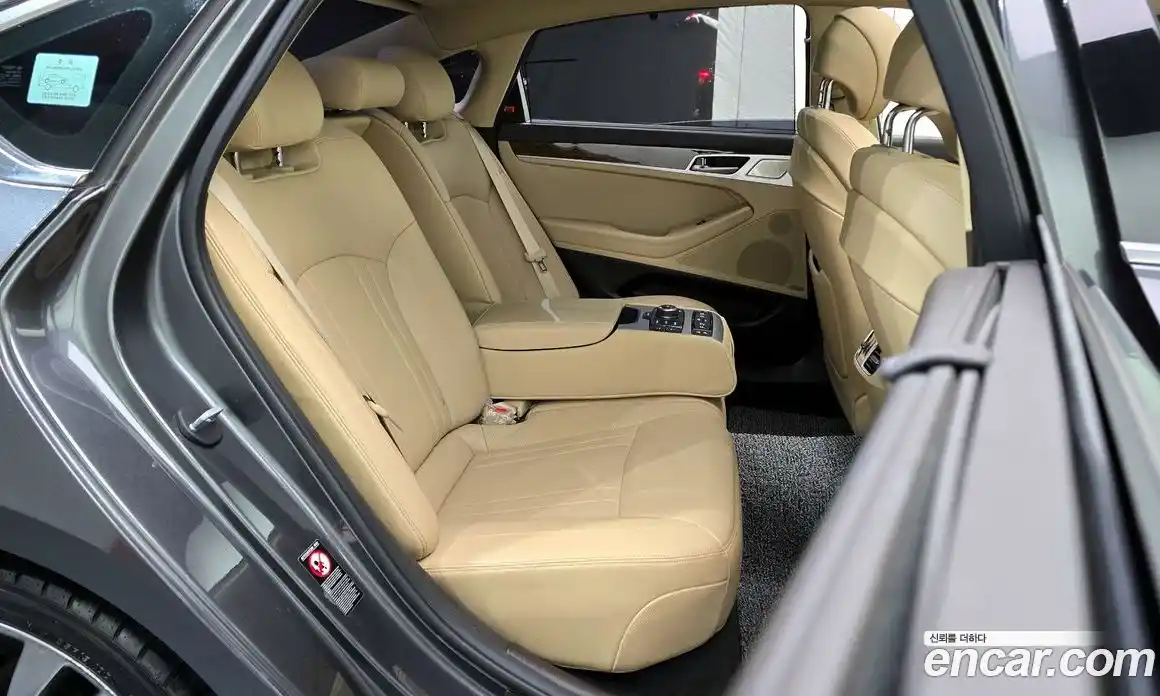 Genesis G80 2018 3.3 Автомат в Москве № 81188, фото 14