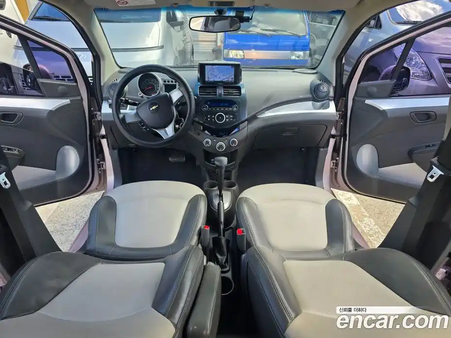 Chevrolet Spark 2012 1.0 Автомат в Москве № 102680, фото 13
