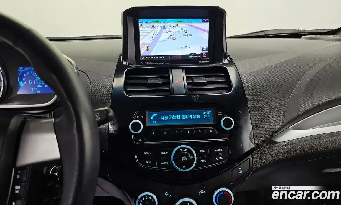 Chevrolet Spark 2015 1.0 Автомат в Москве № 104206, фото 13