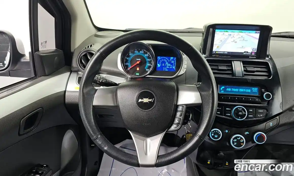 Chevrolet Spark 2015 1.0 Автомат в Москве № 104206, фото 8