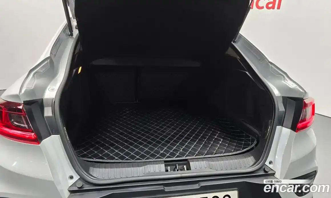 Renault XM3 2023 1.6 Автомат в Москве № 106030, фото 20