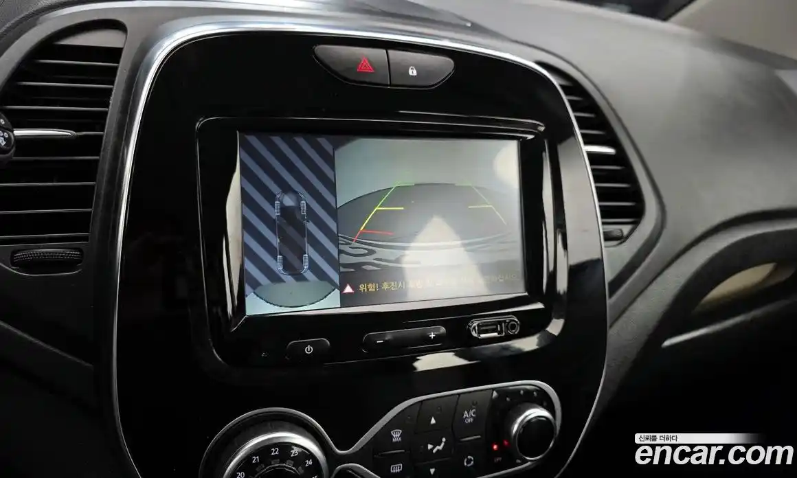 Renault QM3 2019 1.5 Автомат в Москве № 106208, фото 19