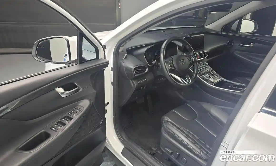 Hyundai Santa Fe 2021 2.2 Автомат в Москве № 113010, фото 8