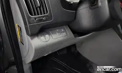 Hyundai Starex 2018 2.5 Автомат в Москве № 113401, миниатюра 12