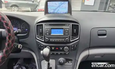 Hyundai Starex 2018 2.5 Автомат в Москве № 113401, миниатюра 3
