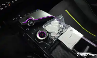 Kia EV6 2025 0.1 Автомат в Москве № 114394, миниатюра 4