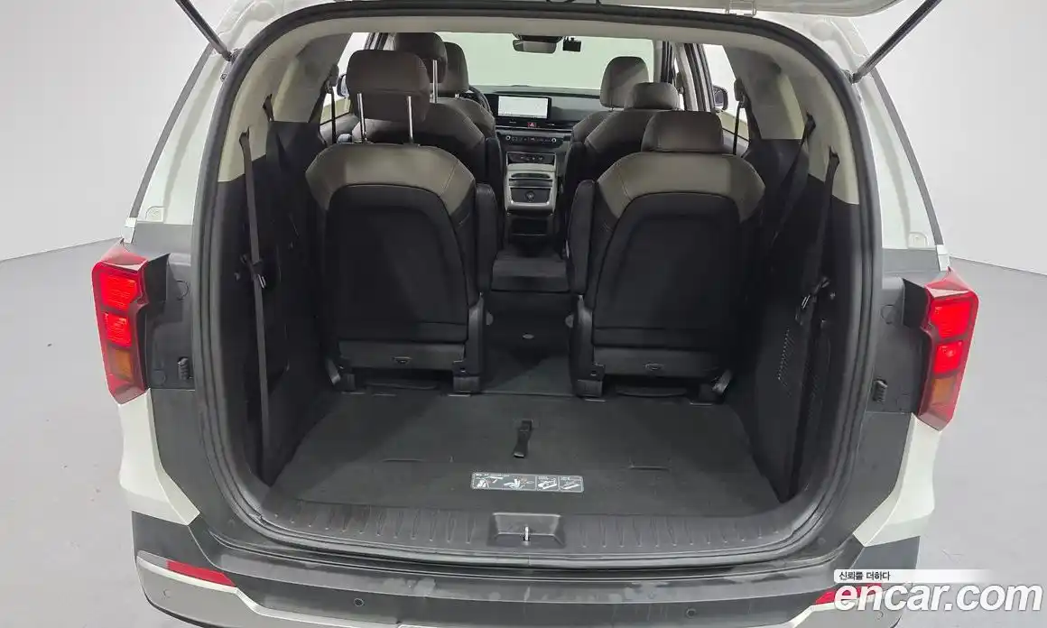 Kia Canival 2024 2.2 Автомат в Москве № 122070, фото 12