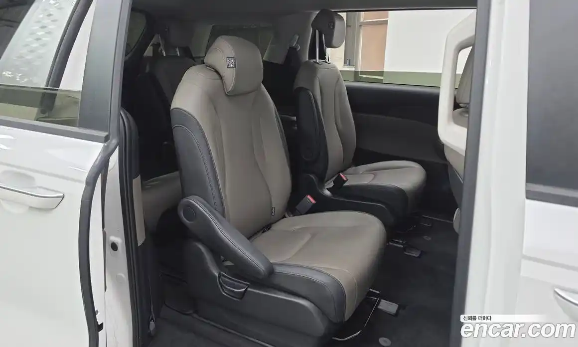 Kia Canival 2024 2.2 Автомат в Москве № 122070, фото 13