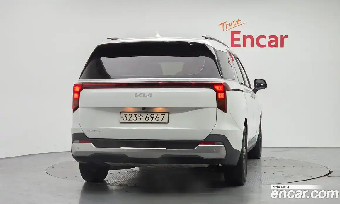 Kia Canival 2024 2.2 Автомат в Москве № 122070, фото 17