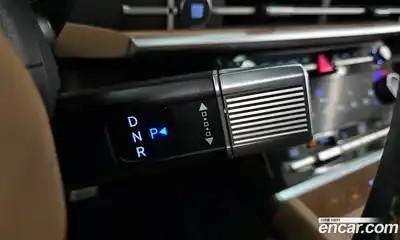 Hyundai Santa Fe 2024 2.5 Автомат в Москве № 124828, миниатюра 9