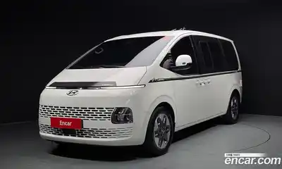 Hyundai Staria, 2022