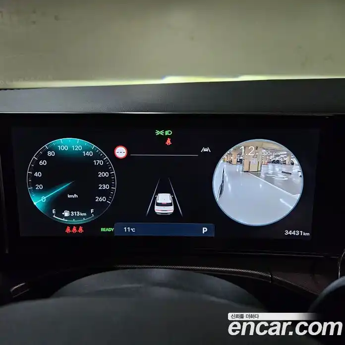 Hyundai Santa Fe 2025 1.6 Автомат в Москве № 125704, фото 4