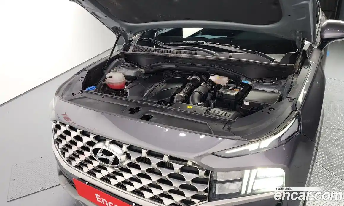 Hyundai Santa Fe 2023 2.5 Автомат в Москве № 126095, фото 14