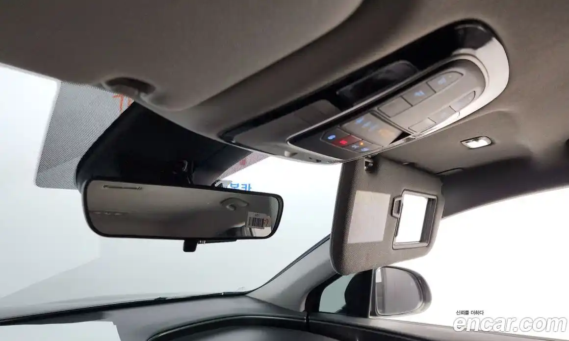 Hyundai Santa Fe 2023 2.5 Автомат в Москве № 126095, фото 15