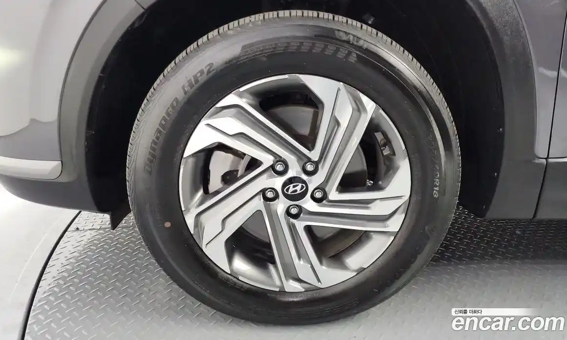 Hyundai Santa Fe 2023 2.5 Автомат в Москве № 126095, фото 9