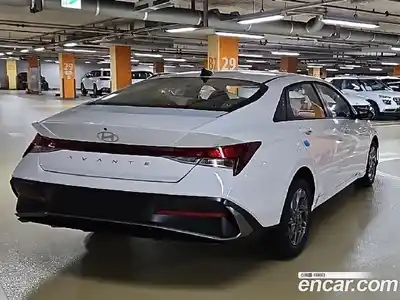 Hyundai Avante 2026 1.6 Автомат в Москве № 129399, миниатюра 2