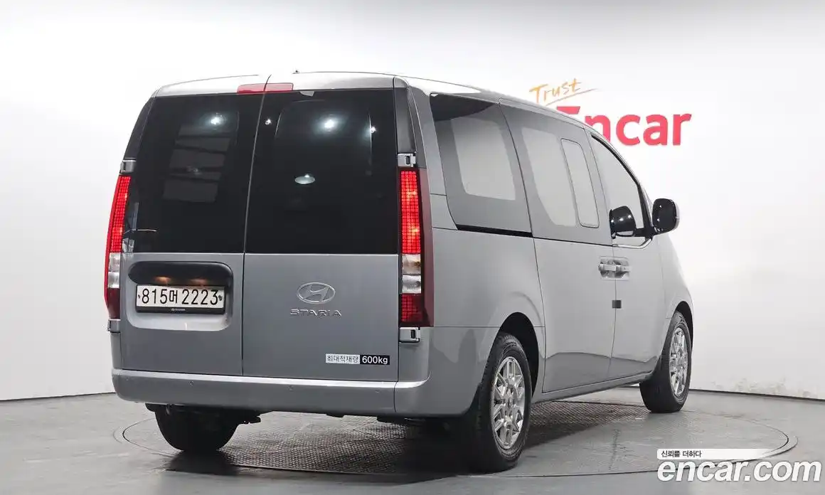 Hyundai Staria 2025 3.5 Автомат в Москве № 130110, фото 9