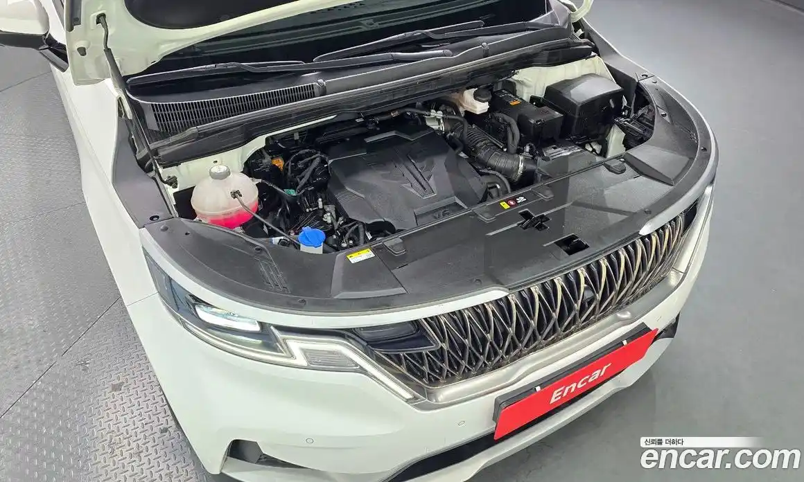 Kia Canival 2023 3.5 Автомат в Москве № 132893, фото 14