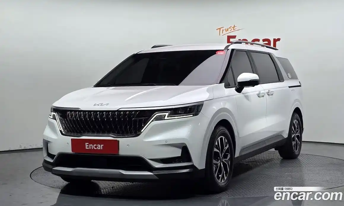 Kia Canival 2023 3.5 Автомат в Москве № 132893, фото 15