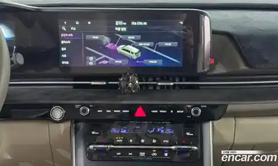 Kia Canival 2023 3.5 Автомат в Москве № 132893, миниатюра 3