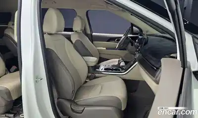 Kia Canival 2023 3.5 Автомат в Москве № 132893, миниатюра 4