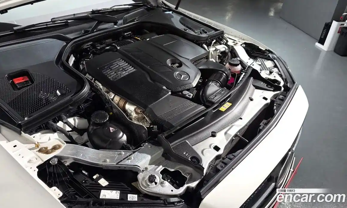 Mercedes-Benz E-Class 2023 2.0 Автомат в Москве № 138555, фото 17