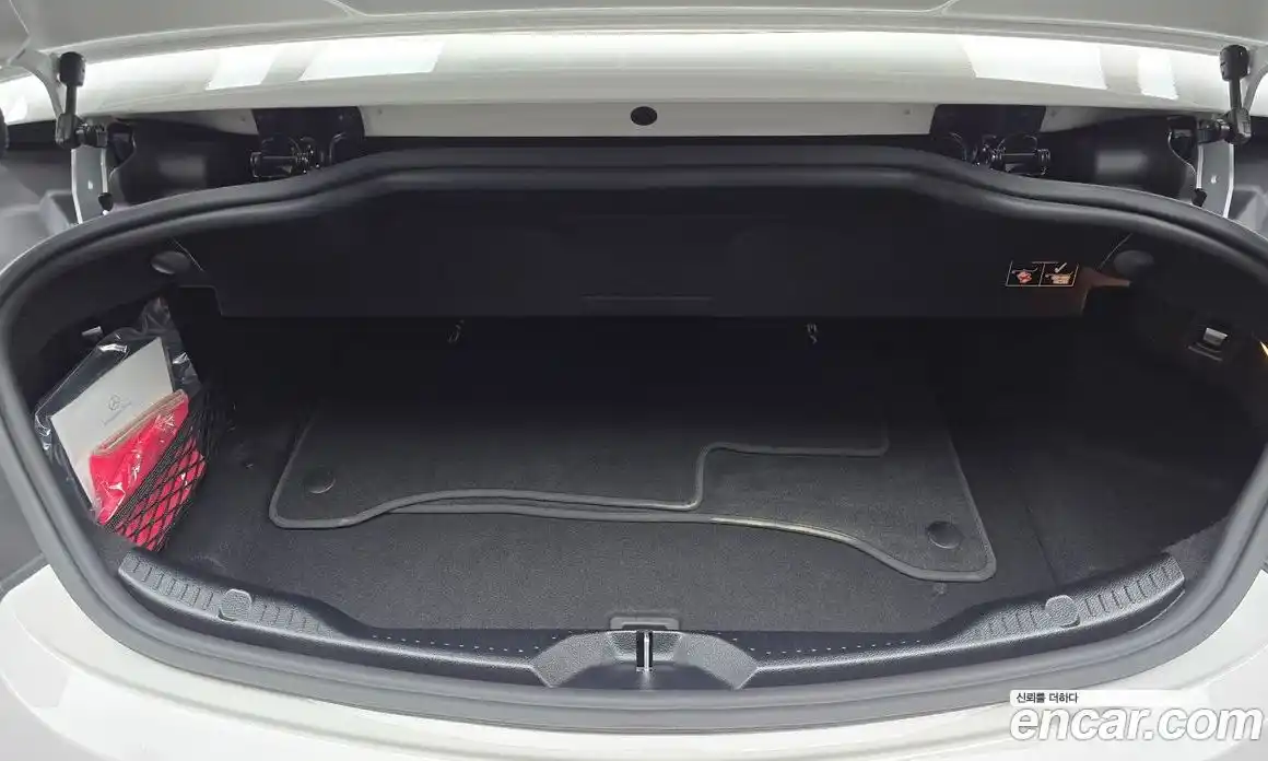 Mercedes-Benz C-Class 2023 2.0 Автомат в Москве № 139092, фото 10