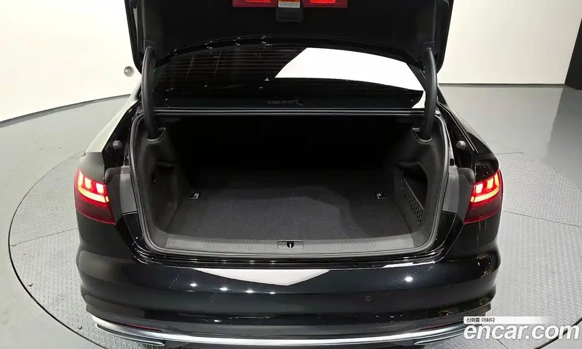 Audi A4 2021 2.0 Автомат в Москве № 140689, фото 11