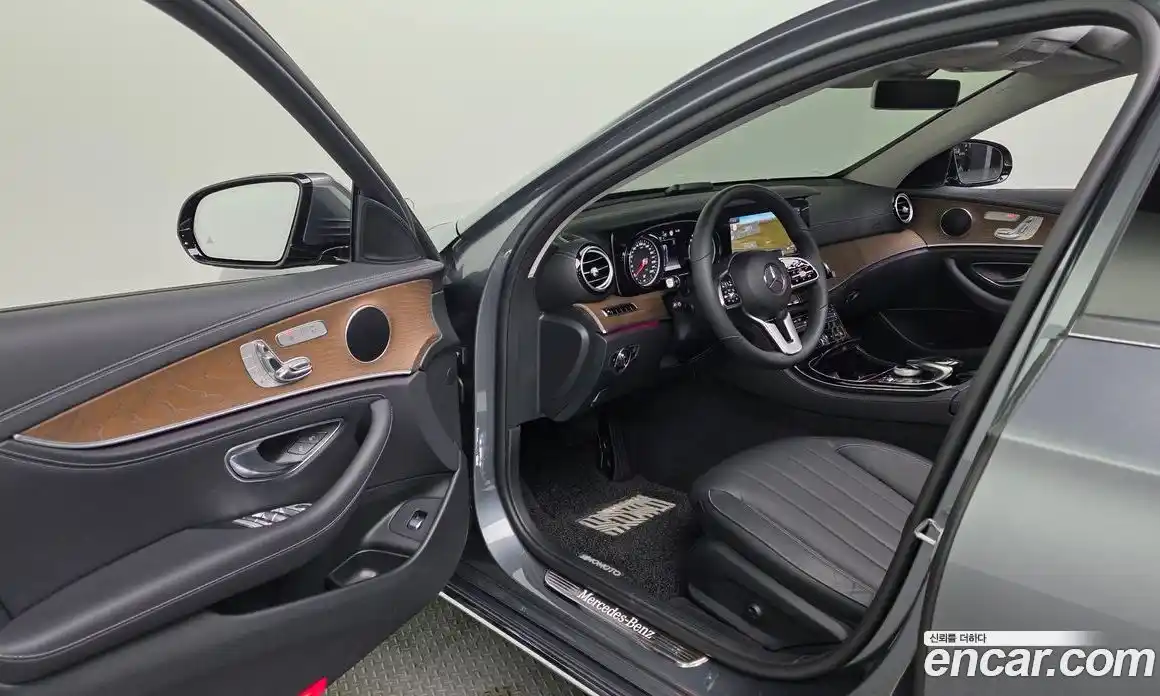 Mercedes-Benz E-Class 2019 1.9 Автомат в Москве № 143333, фото 15