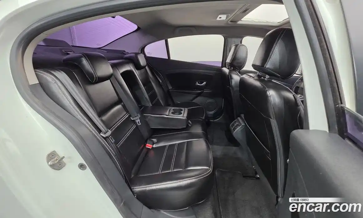 Renault SM3 2016 1.6 Автомат в Москве № 147657, фото 5