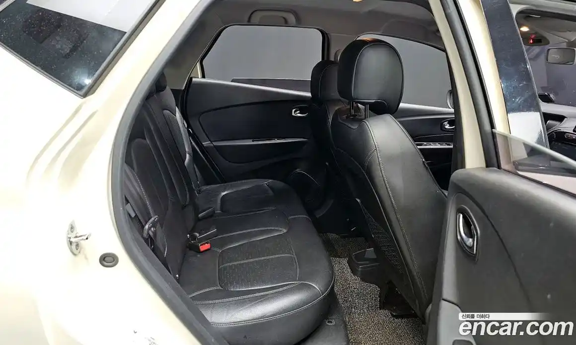 Renault QM3 2018 1.5 Автомат в Москве № 148645, фото 17