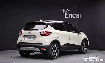 Renault QM3 2018 1.5 Автомат в Москве № 148645, миниатюра 5