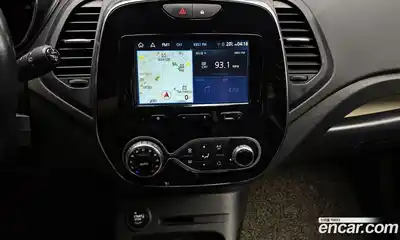 Renault QM3 2018 1.5 Автомат в Москве № 148645, миниатюра 9