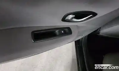 Renault SM3 2010 1.6 Автомат в Москве № 152854, миниатюра 11