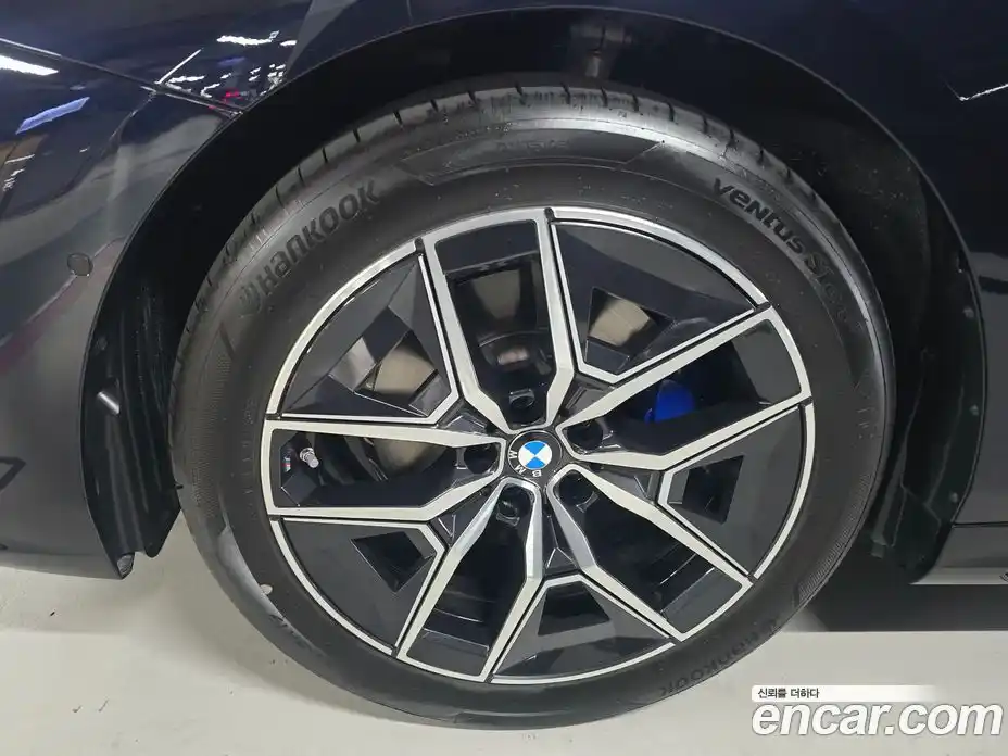 BMW 5-Series 2025 2.0 Автомат в Москве № 153131, фото 6