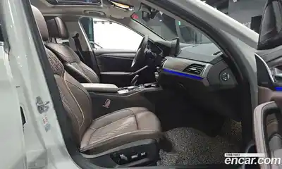 BMW 5-Series 2021 2.0 Автомат в Москве № 154681, миниатюра 3