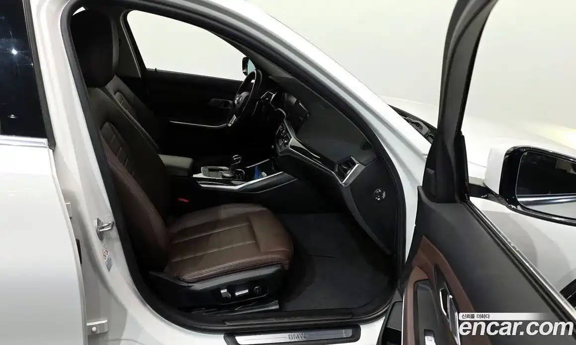 BMW 3-Series 2021 2.0 Автомат в Москве № 156956, фото 17