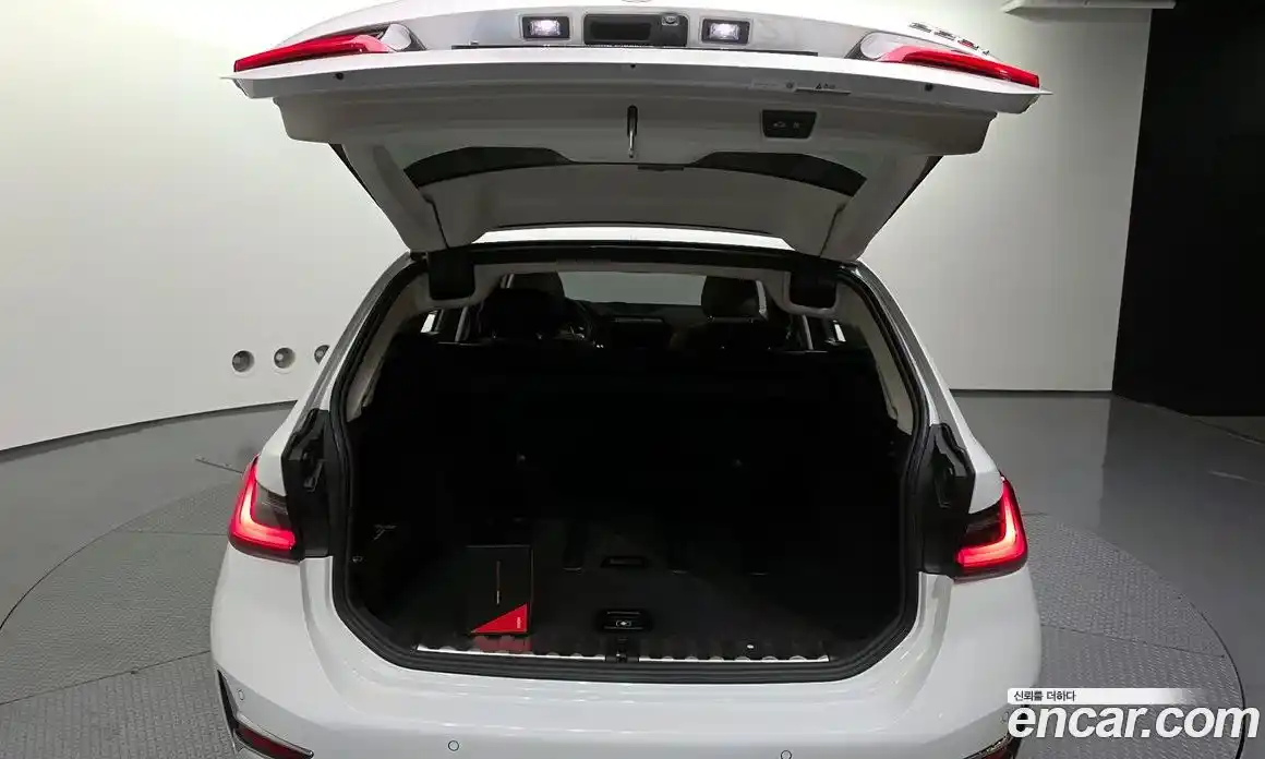 BMW 3-Series 2021 2.0 Автомат в Москве № 156956, фото 5