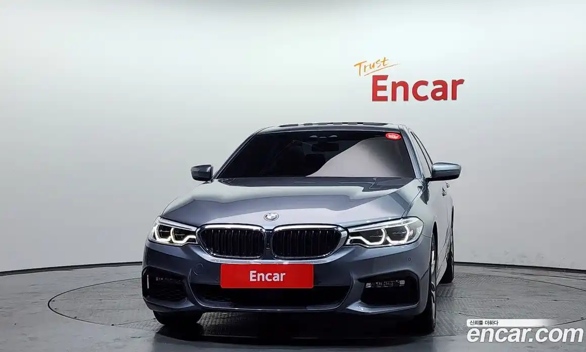 BMW 5-Series 2017 2.0 Автомат в Москве № 158755, фото 1