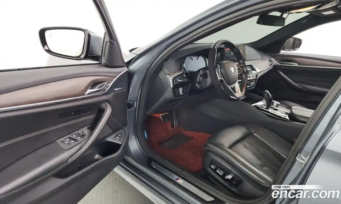 BMW 5-Series 2017 2.0 Автомат в Москве № 158755, фото 15