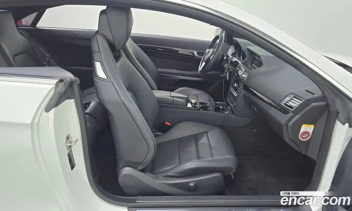 Mercedes-Benz E-Class 2014 2.0 Автомат в Москве № 160353, фото 11