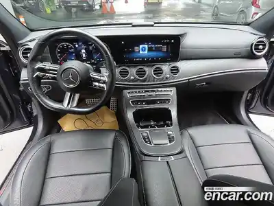 Mercedes-Benz E-Class 2022 1.9 Автомат в Москве № 161883, миниатюра 9