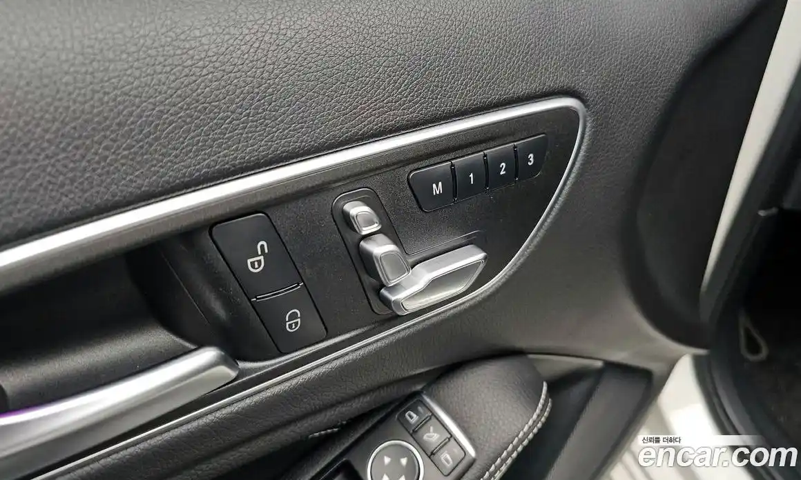 Mercedes-Benz A-Class 2016 1.6 Автомат в Москве № 161890, фото 18