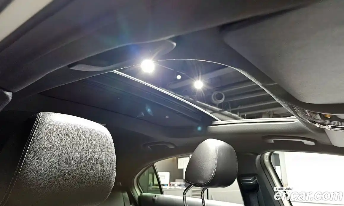 Mercedes-Benz A-Class 2016 1.6 Автомат в Москве № 161890, фото 19