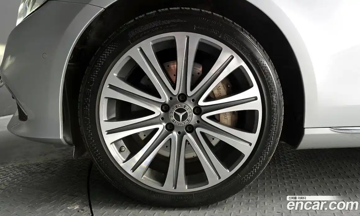 Mercedes-Benz E-Class 2017 3.0 Автомат в Москве № 162068, фото 16