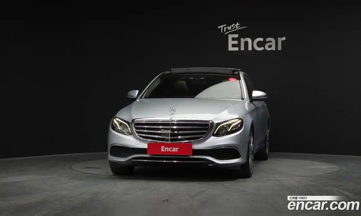 Mercedes-Benz E-Class 2017 3.0 Автомат в Москве № 162068, фото 7