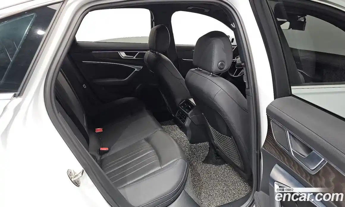 Audi A6 2021 2.0 Автомат в Москве № 163128, фото 12