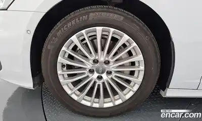 Audi A6 2021 2.0 Автомат в Москве № 163128, миниатюра 5