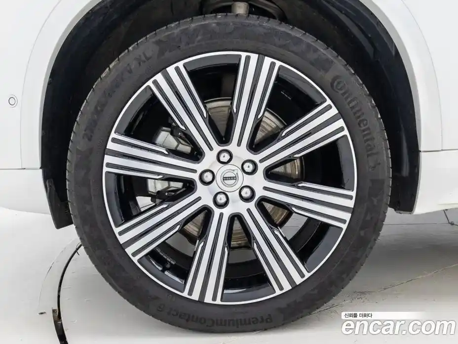 Volvo XC90 2025 2.0 Автомат в Москве № 164723, фото 5